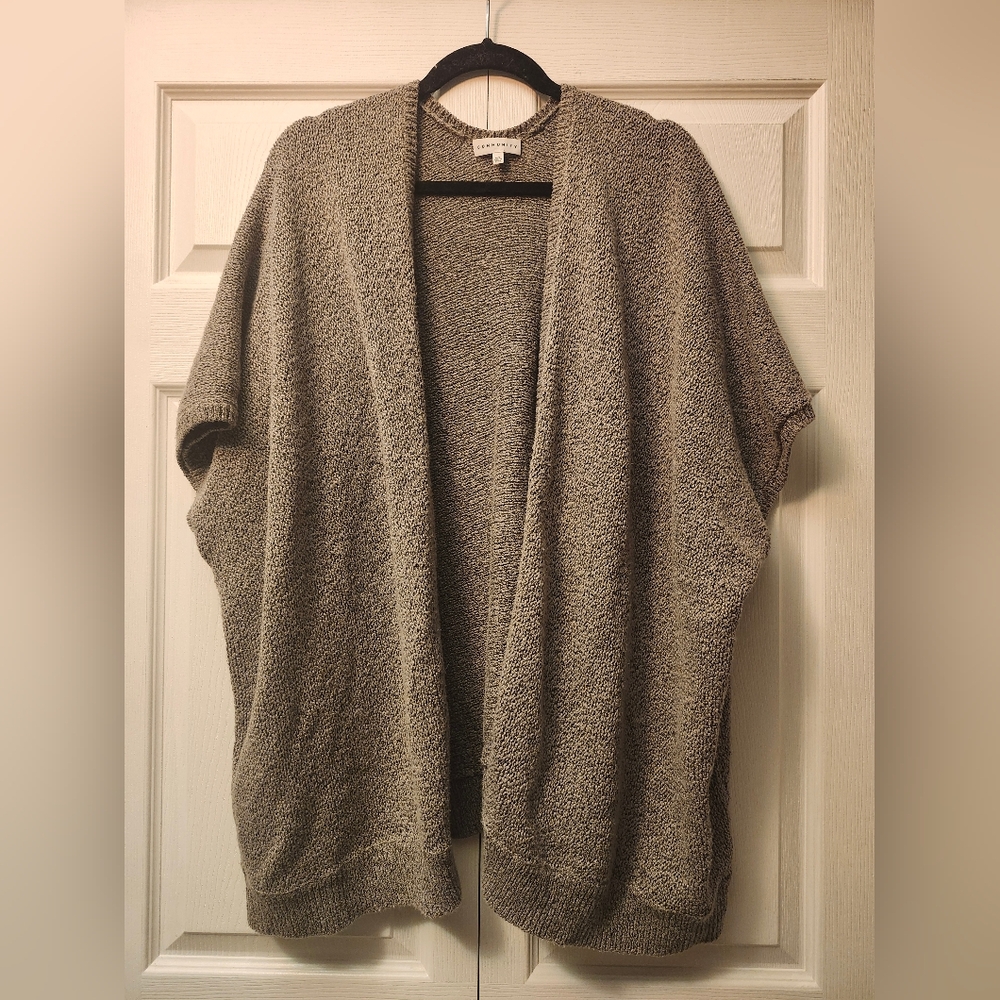 Aritzia Community Cape/Shawl